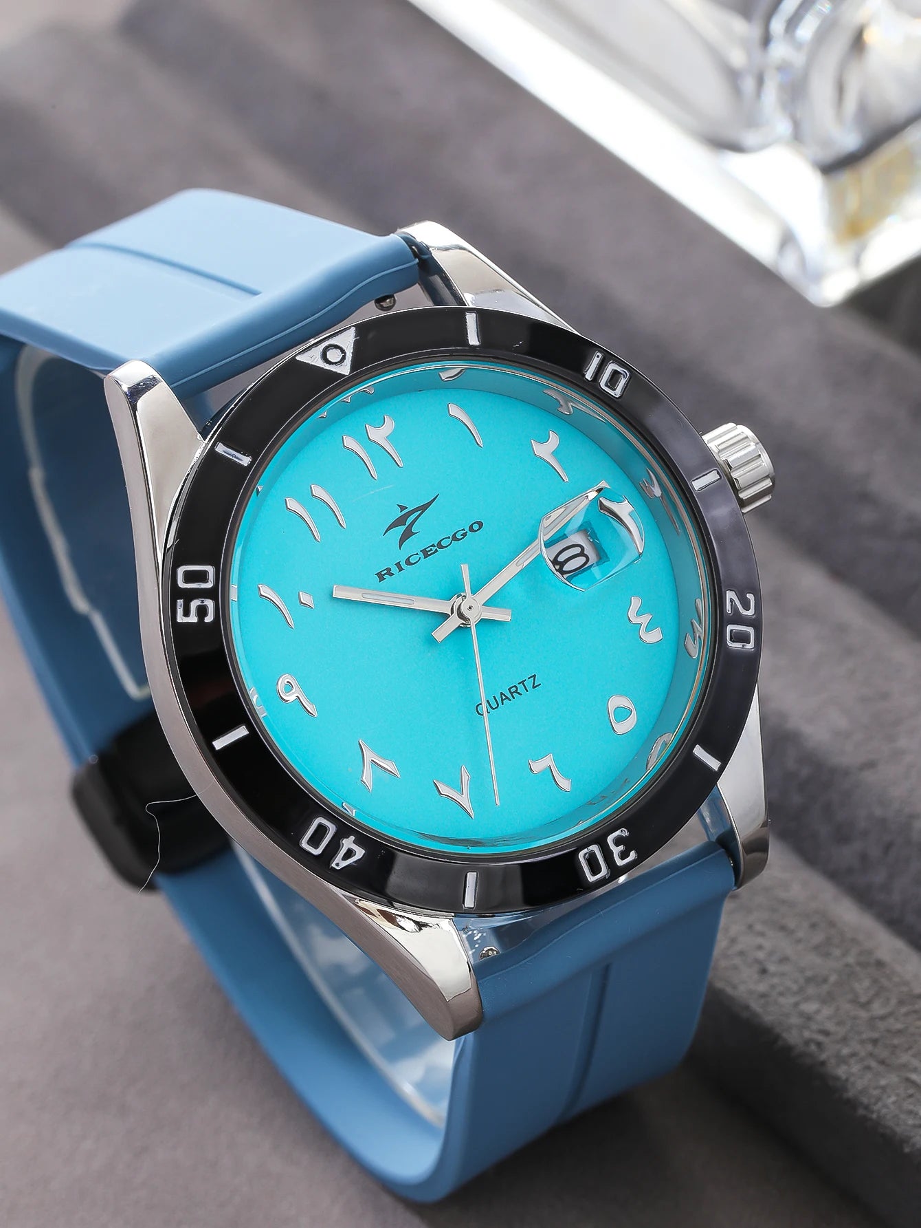 Fashionable, sporty, minimalist, business wristwatch